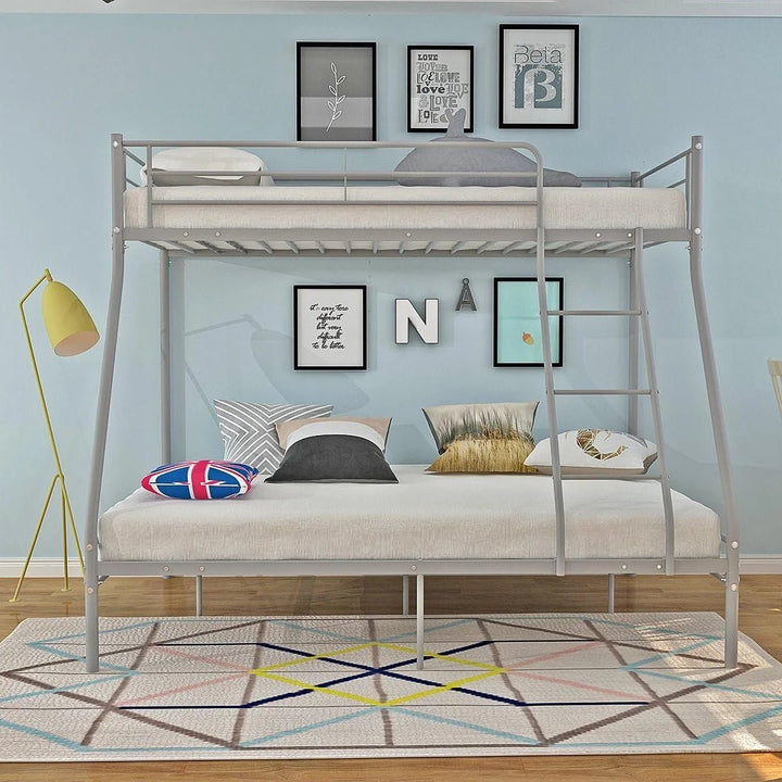 Metal Tripple Bunk Bed - Style HeavenMetal Tripple Bunk BedBedsStyle HeavenStyle HeavenMETAL - TRIPLE - O5061028325143OAK